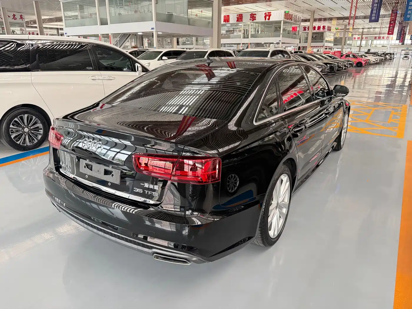 Audi A6L 2018 30th Anniversary 35 TFSI Sport фото 8