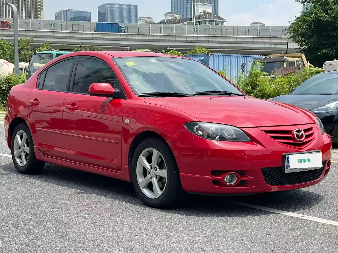 Фото 3 - Mazda 3