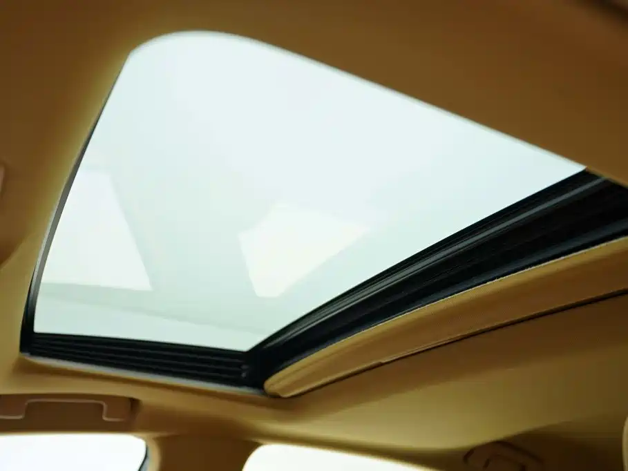 Lexus ES 2026 2025 200 Ultimate Edition