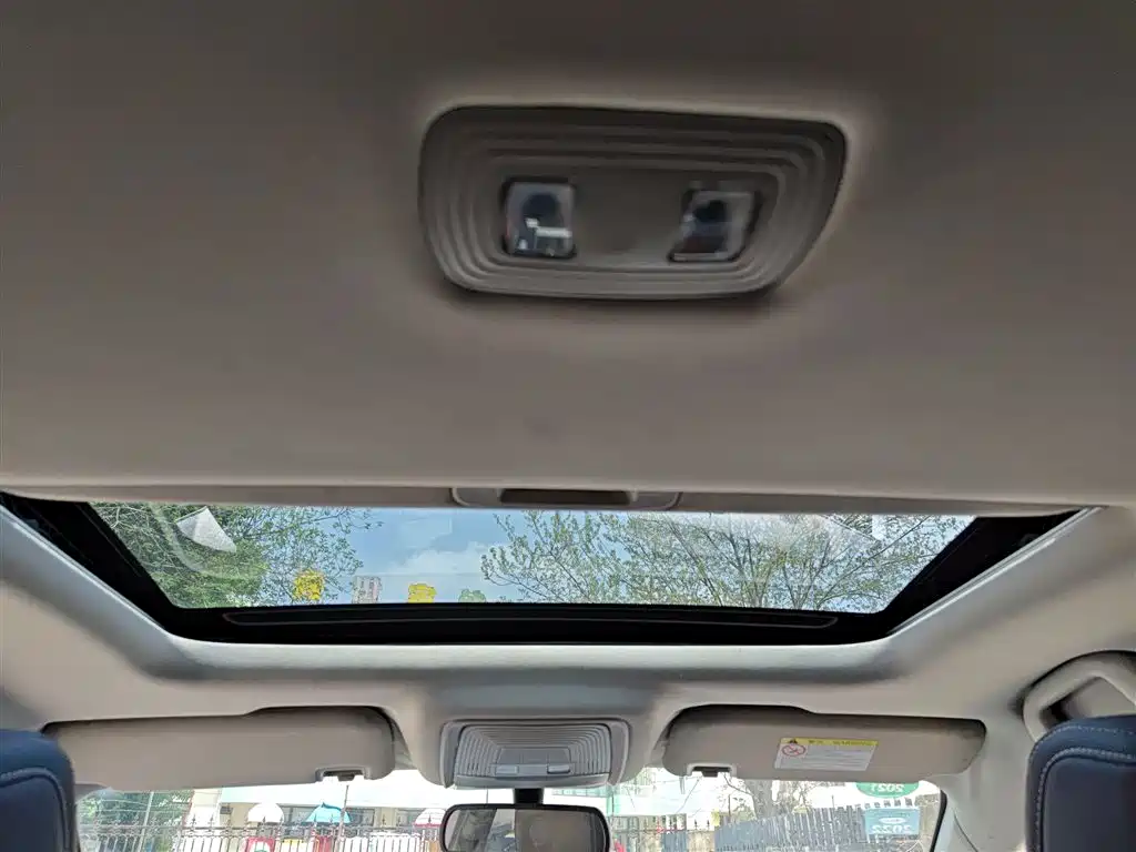 BYD Qin Pro 2019 Super Edition 1.5TI Automatic Smart Connected Feng Shang Type China VI фото 9