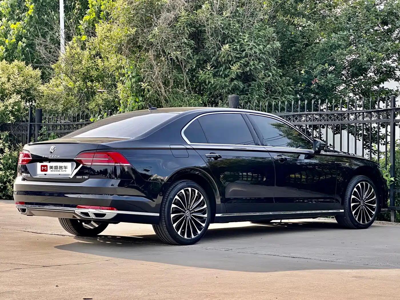 Volkswagen Phideon 2021 380TSI Premium Edition фото 9