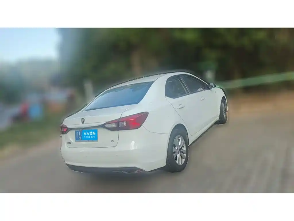 Roewe 360 2016 2015 1.5L Automatic Luxury