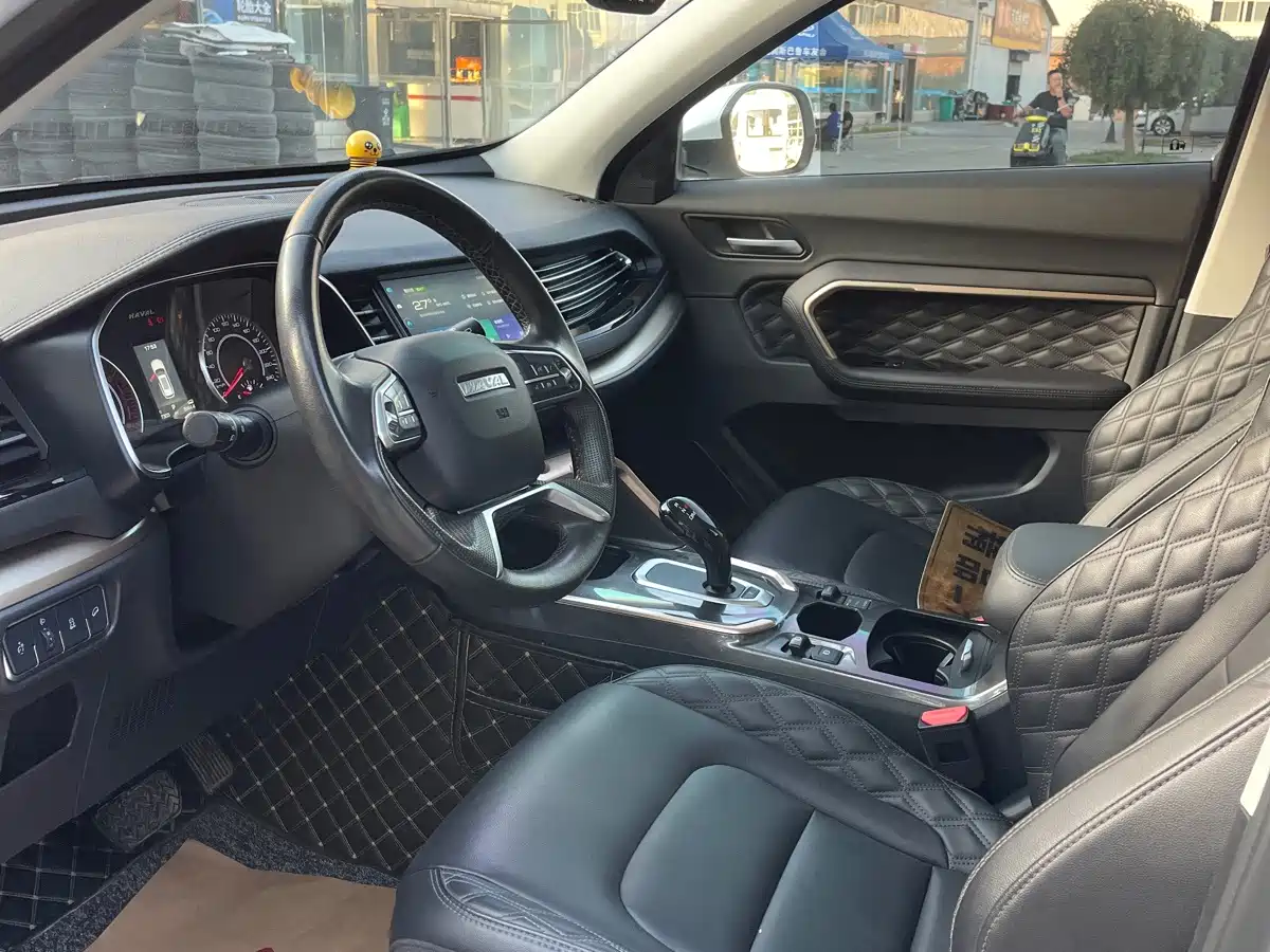 Photo 4 - Haval H6