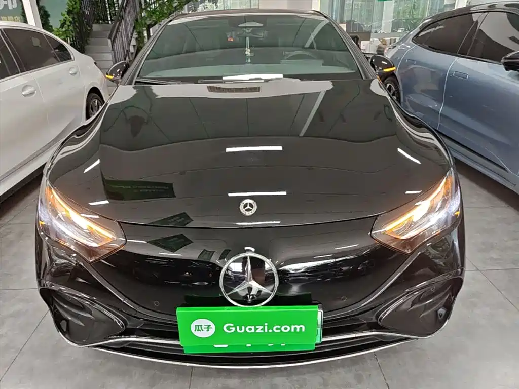 Mercedes-Benz EQE 2022 350 Pioneer Edition фото 3