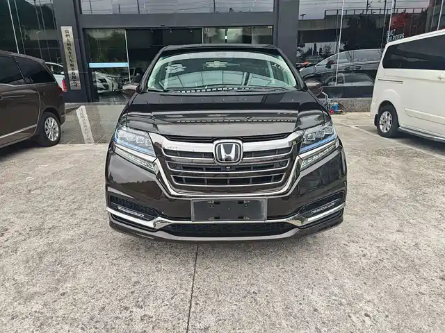 Honda Elysion 2019 2.0L Hybrid Supreme Edition — фото 1
