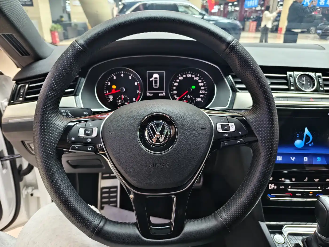 Volkswagen FAW-Volkswagen CC 2020 330TSI Elegance Version China VI фото 9