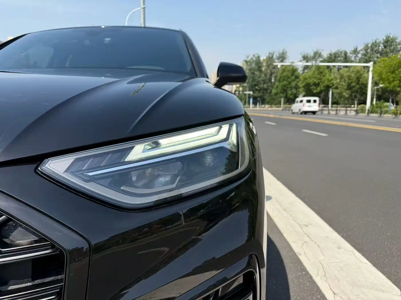 Audi Q5L 2025 40 TFSI Luxury Dynamic фото 16