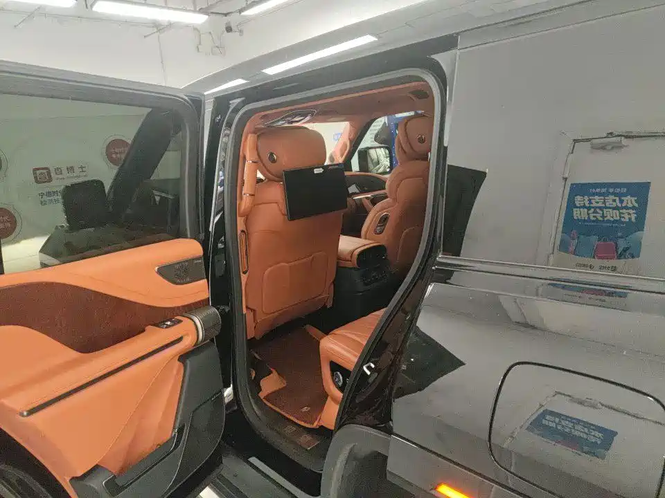 Yangwang U8 2024 2023 Luxury Edition