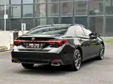 Фото 9 - Toyota Avalon