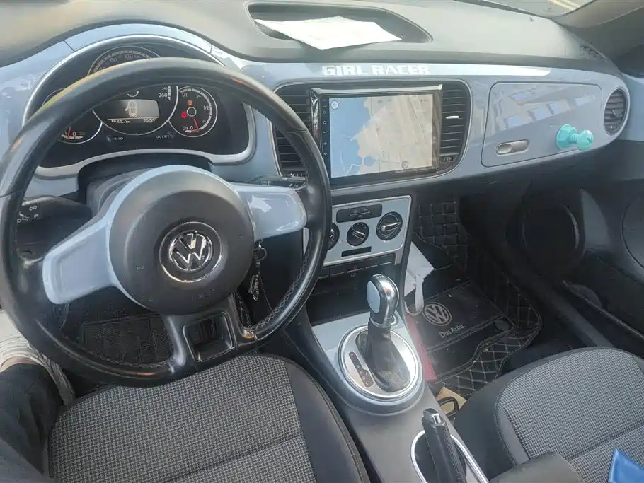 Volkswagen Beetle 2014 1.2TSI Fashion Edition фото 12