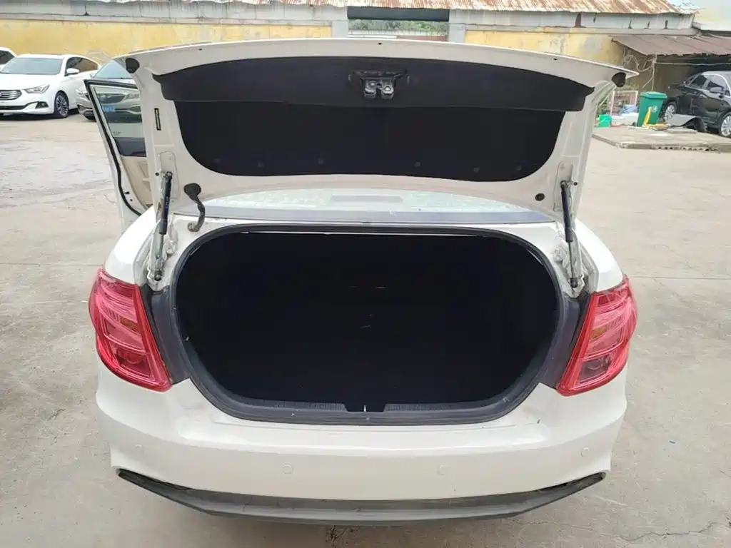 Besturn B50 2015 2013 1.6L Manual Comfort