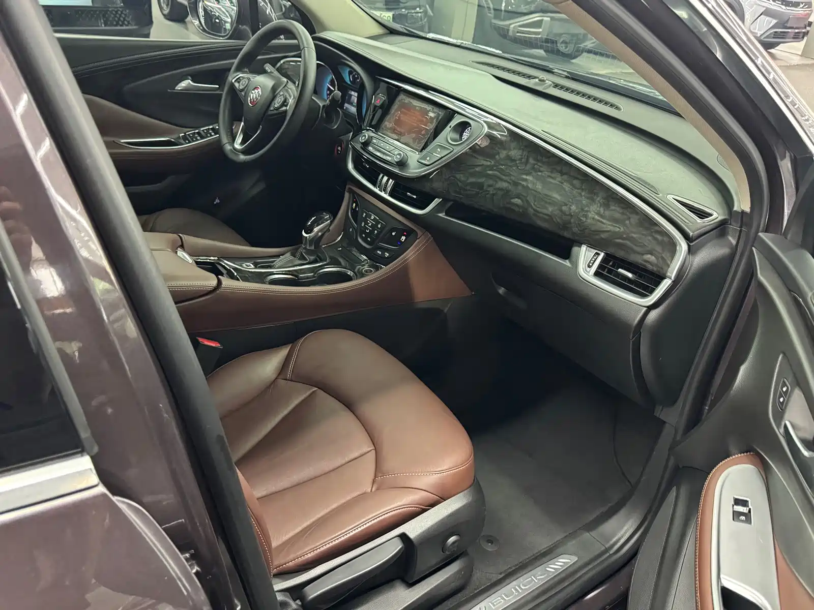 Фото 17 - Buick Envision Plus