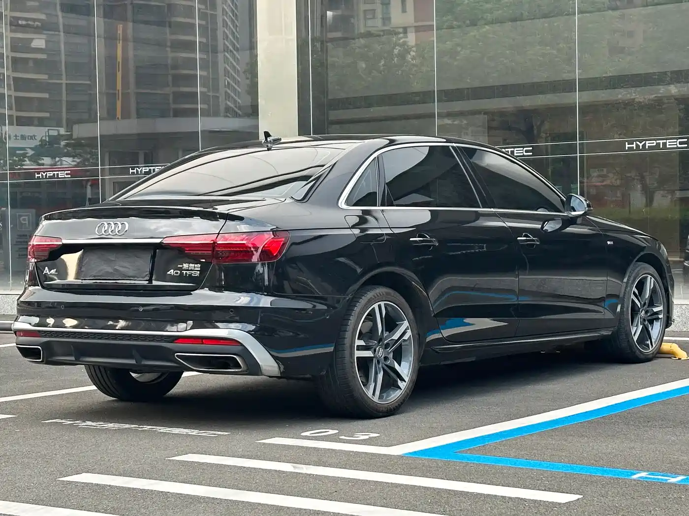Audi A4L 2020 40 TFSI Luxury Dynamic фото 2