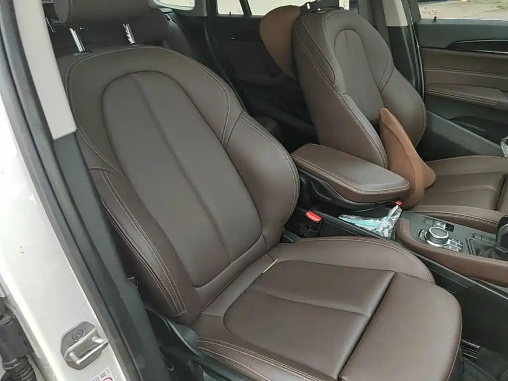 Фото 25 - BMW X1