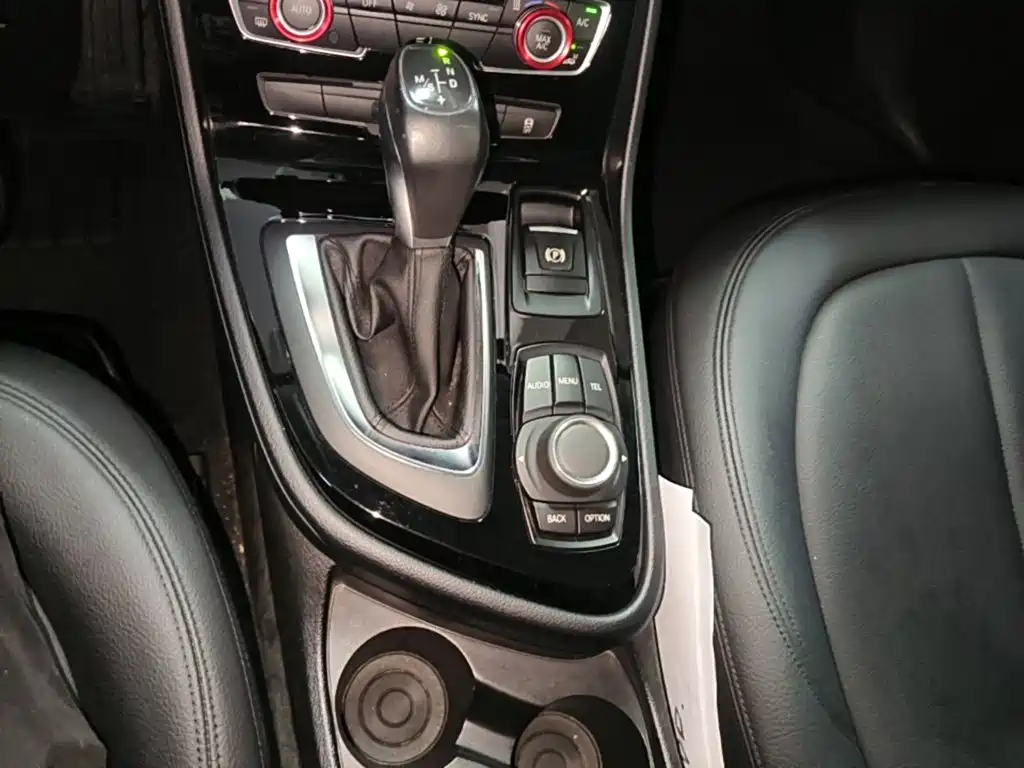 BMW 2 Series Tourer (Import) 2016 2015 218i Leading Type