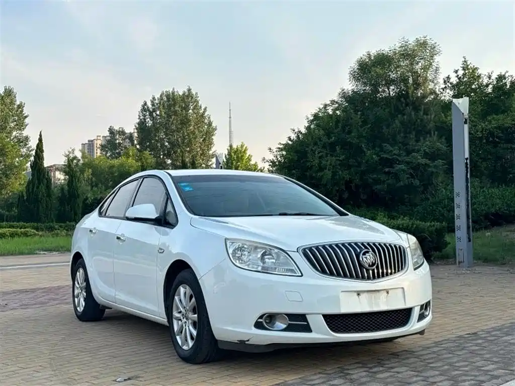 Buick Excelle 2013 GT 1.6L Automatic Fashion Edition фото 3