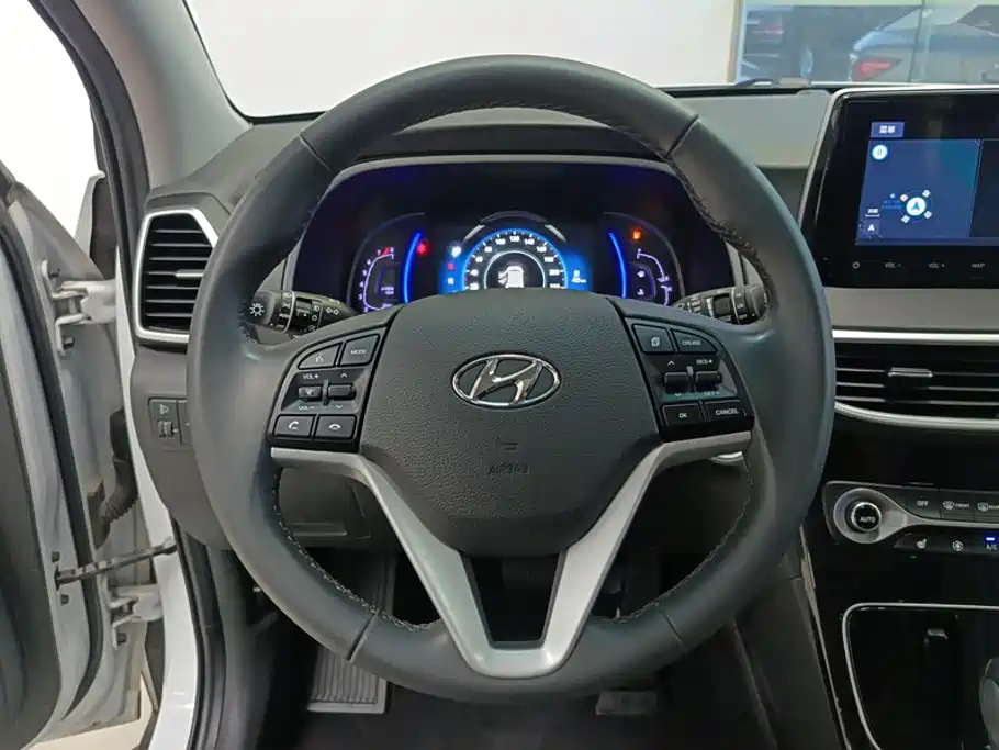 Фото 15 - Hyundai Tucson