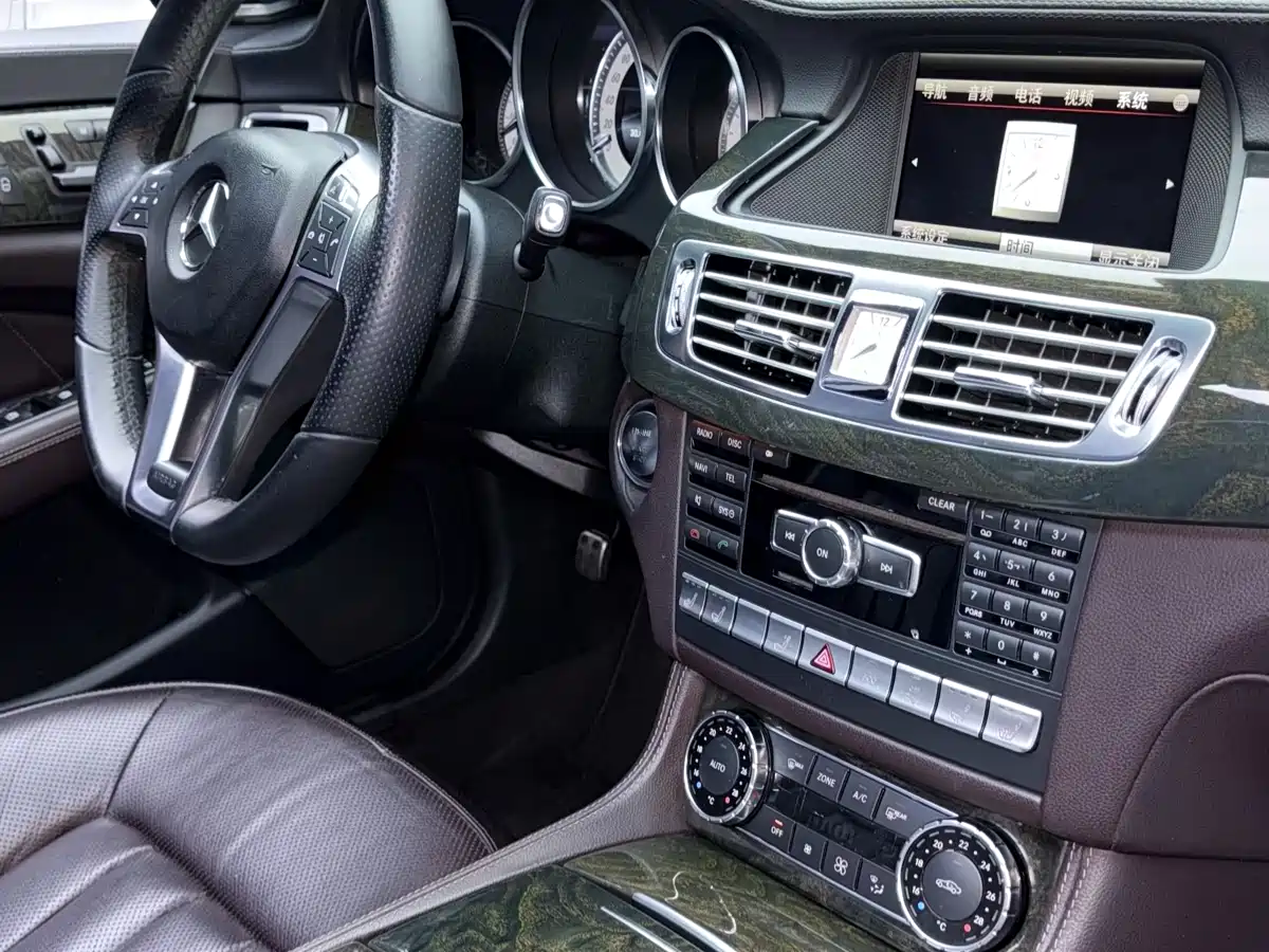 Mercedes-Benz CLS 2013 CLS 350 Shooting Brake Fashion фото 20