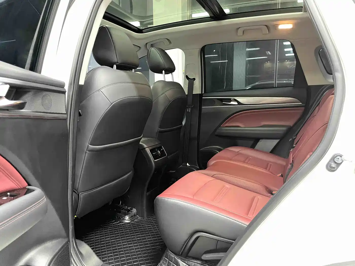 GAC Trumpchi Trumpchi GS4 PLUS 2022 270T Automatic Starry Sky Edition фото 10