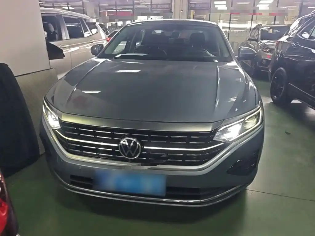 Фото 3 - Volkswagen Passat