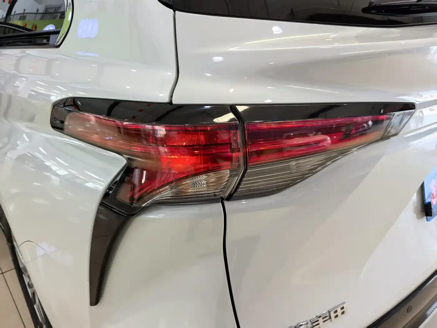 Toyota Sienna 2021 2.5L Hybrid Luxury Edition фото 14