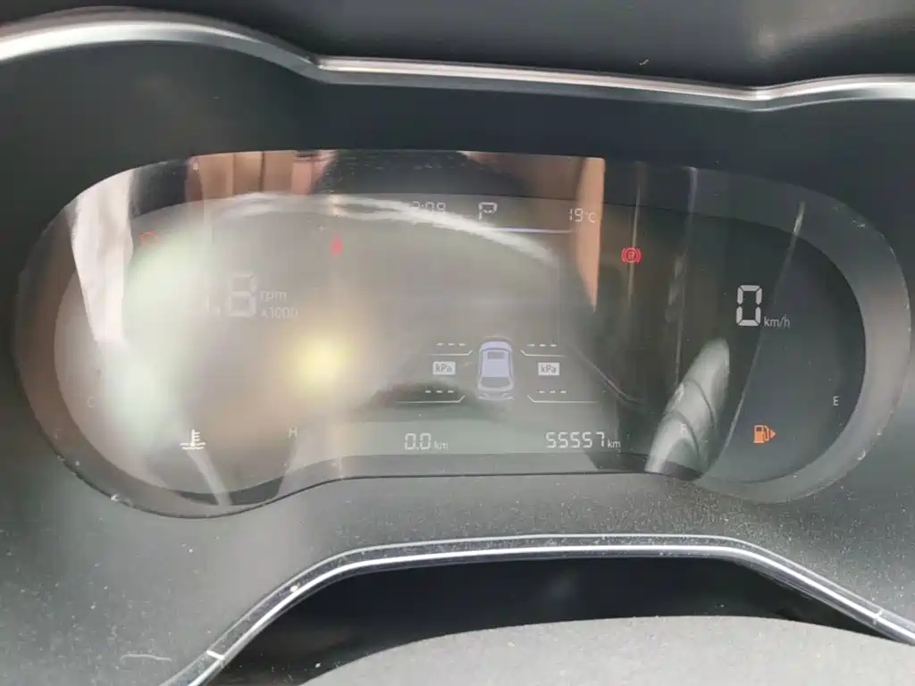 Besturn T33 2019 2019 1.6L Automatic Luxury China VI
