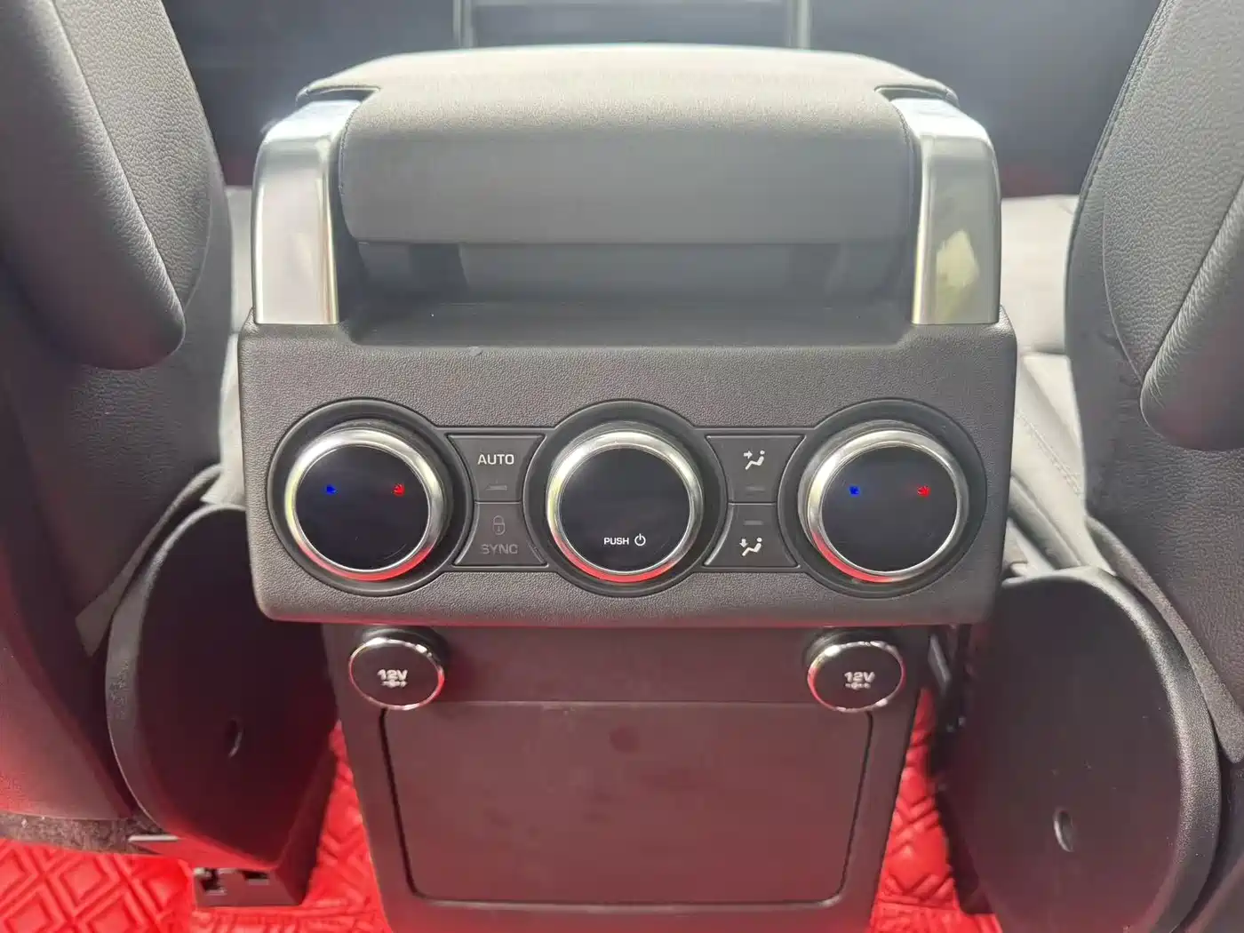 Land Rover Discovery 2020 3.0 SC V6 SE фото 10