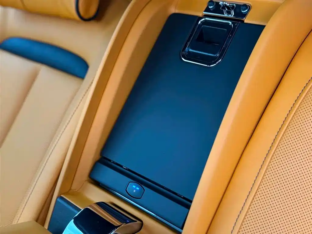 Rolls-Royce Cullinan 2024 2024 4-Seater