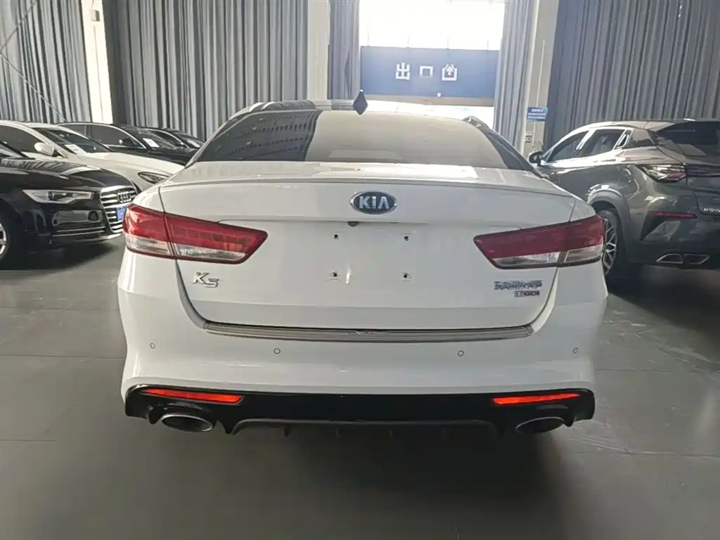 Kia K5 2016 1.6T Automatic LUX фото 6