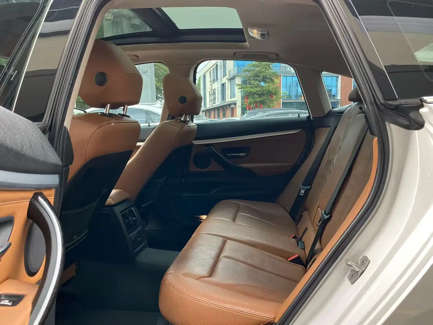 BMW 3 Series GT 2017 320i Luxury Design Package фото 7