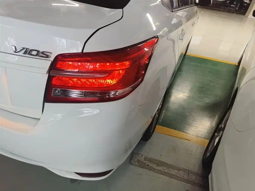 Toyota Vios 2017 1.5L CVT Pioneer фото 8