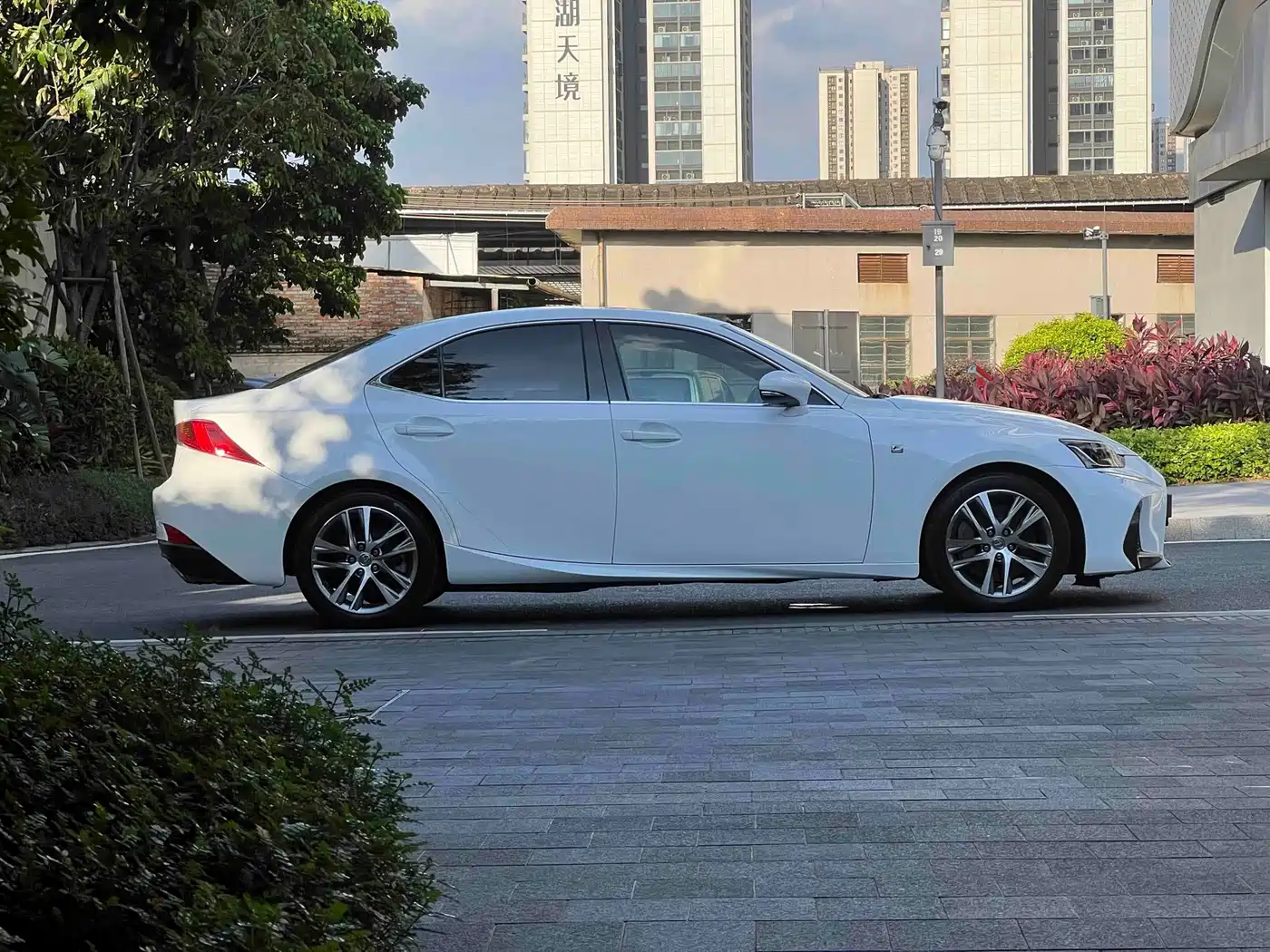 Lexus IS 2018 2017 300 F SPORT