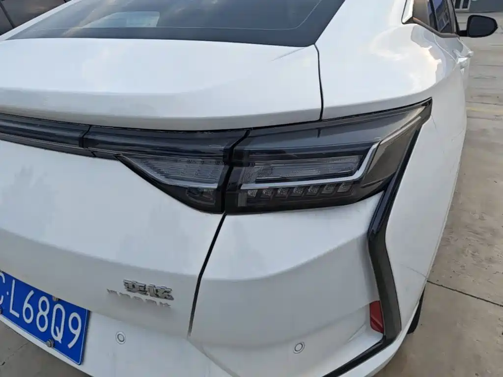 Dongfeng Aeolus Yixuan 2025 2025 1.5L Auto Luxury