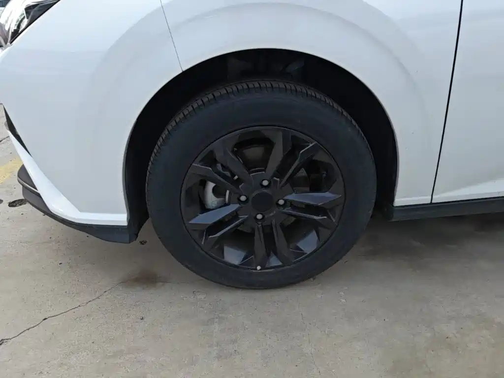 Dongfeng Aeolus Yixuan 2025 2025 1.5L Auto Luxury