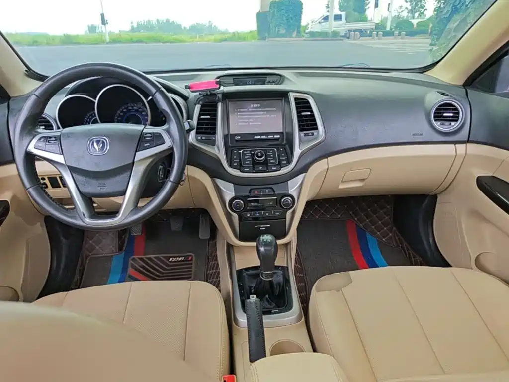 Changan Eado 2015 2015 1.6L Manual Luxury China V