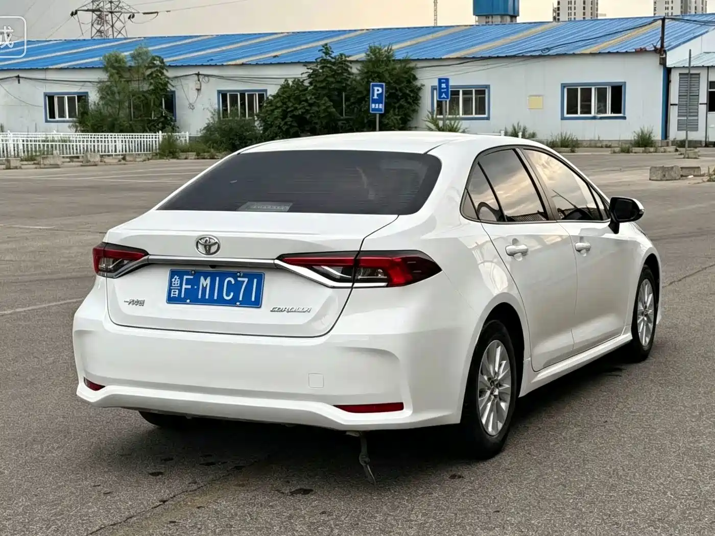 Фото 6 - Toyota Corolla