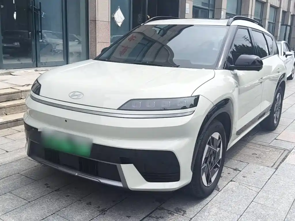 2025 Hyundai ELEXIO