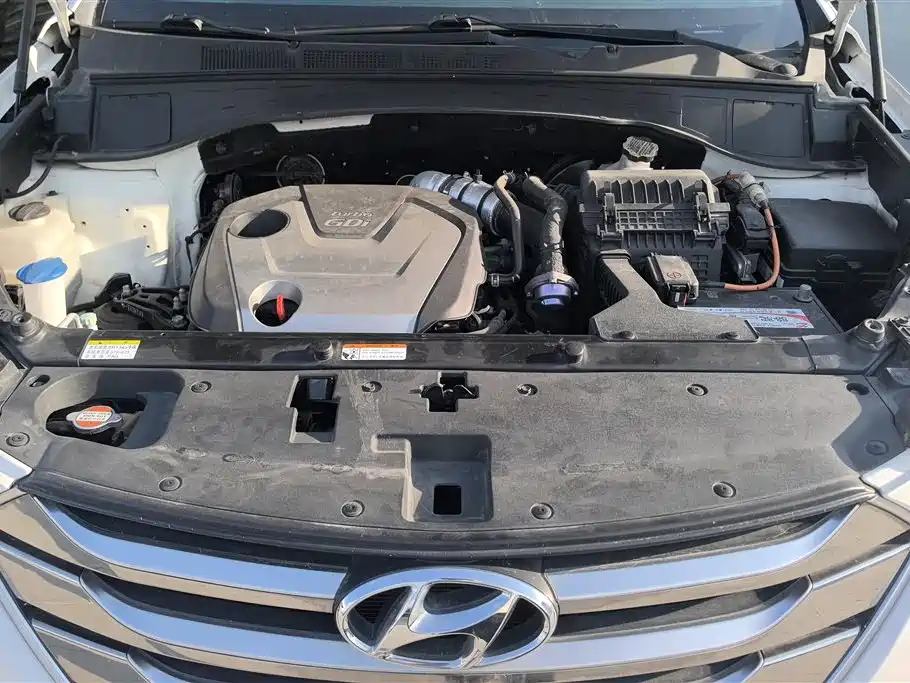 Hyundai Santa Fe 2015 2.0T Automatic 2WD Smart 5-Seater фото 10