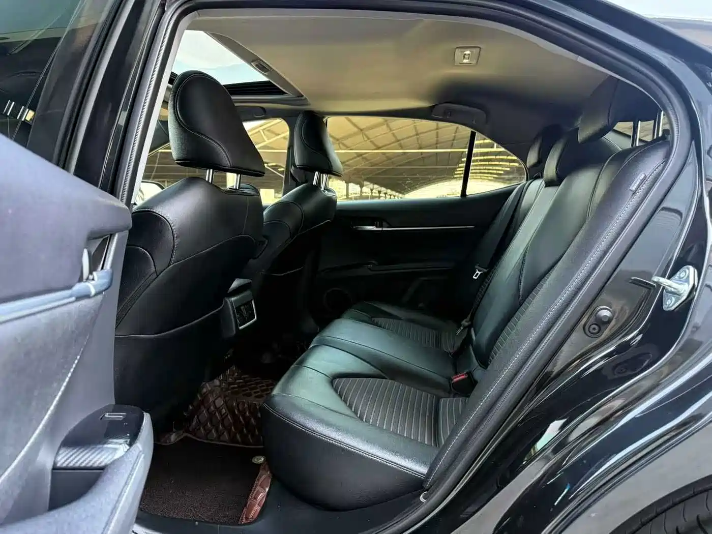 Toyota Camry 2024 2023 2.0S Knight Edition