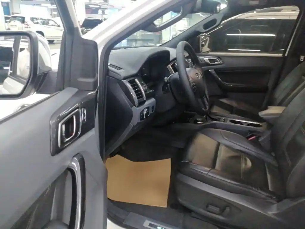 Ford Everest 2017 2017 2.0T Gasoline Automatic 4WD Flagship Edition 7-Seater