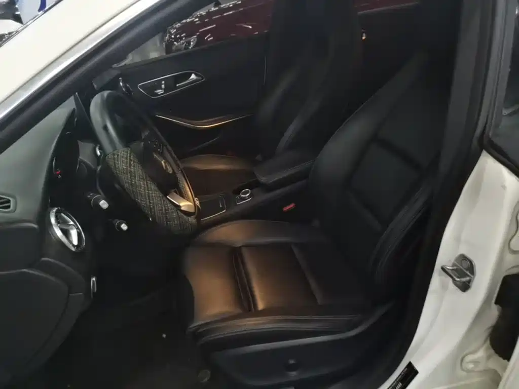 Mercedes-Benz CLA (Import) 2018 2017 Facelift CLA 200 Style