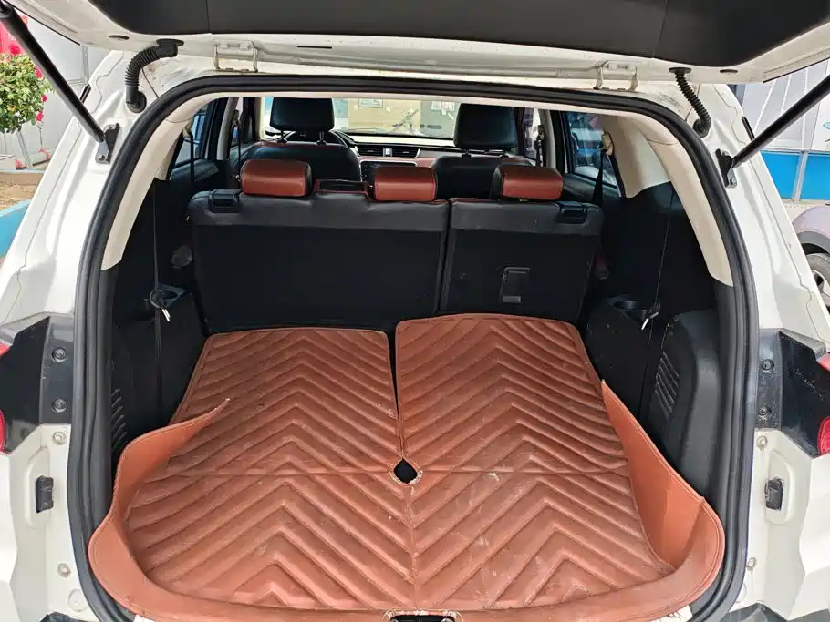 BAIC Huansu S3 2018 2016 S3L 1.5L Manual Premium