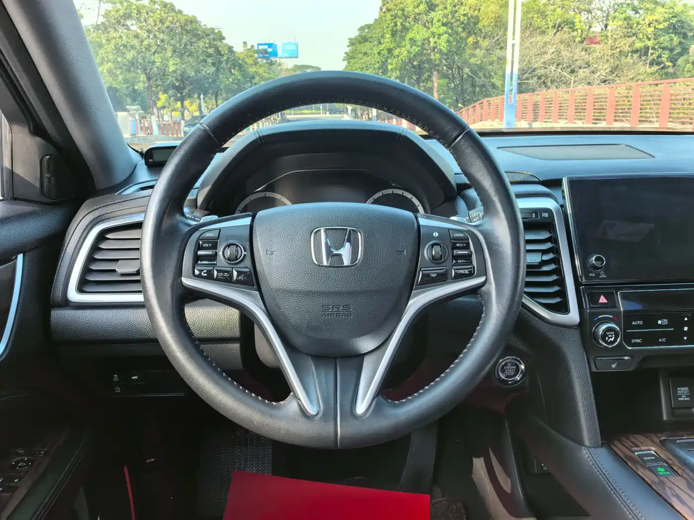 Honda UR-V 2017 2017 370TURBO 2WD Premium Edition China V