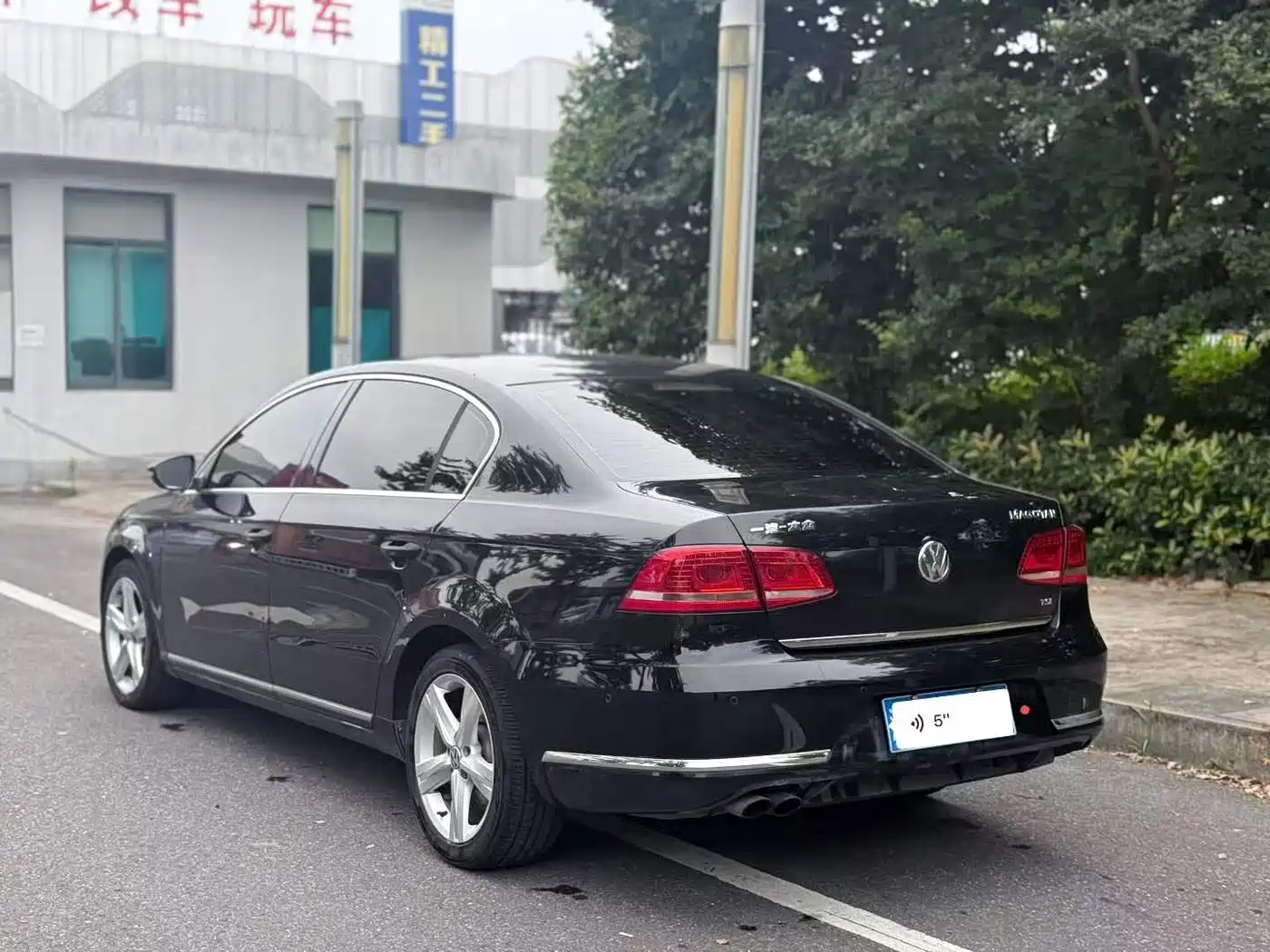 Volkswagen Magotan 2015 Facelift 2.0TSI Premium фото 5