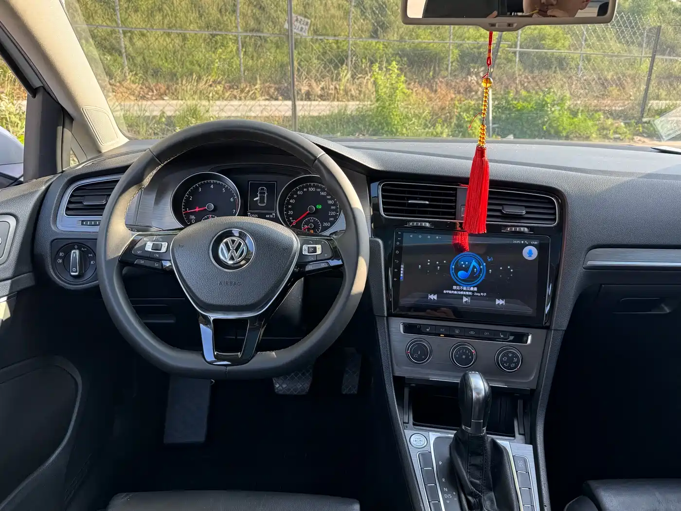 Volkswagen Golf 2014 1.4TSI Automatic Luxury фото 6