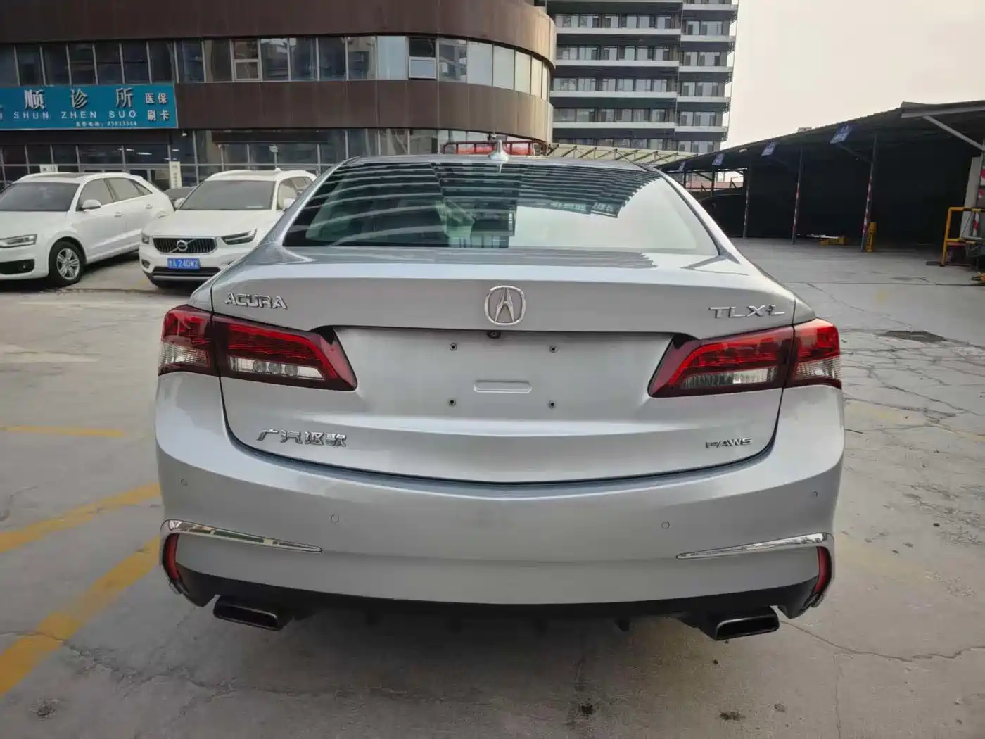 Acura TLX-L 2018 2.4L Smart Edition фото 4