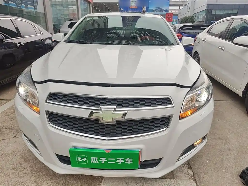 Chevrolet Malibu 2014 2.0L Automatic Luxury фото 3