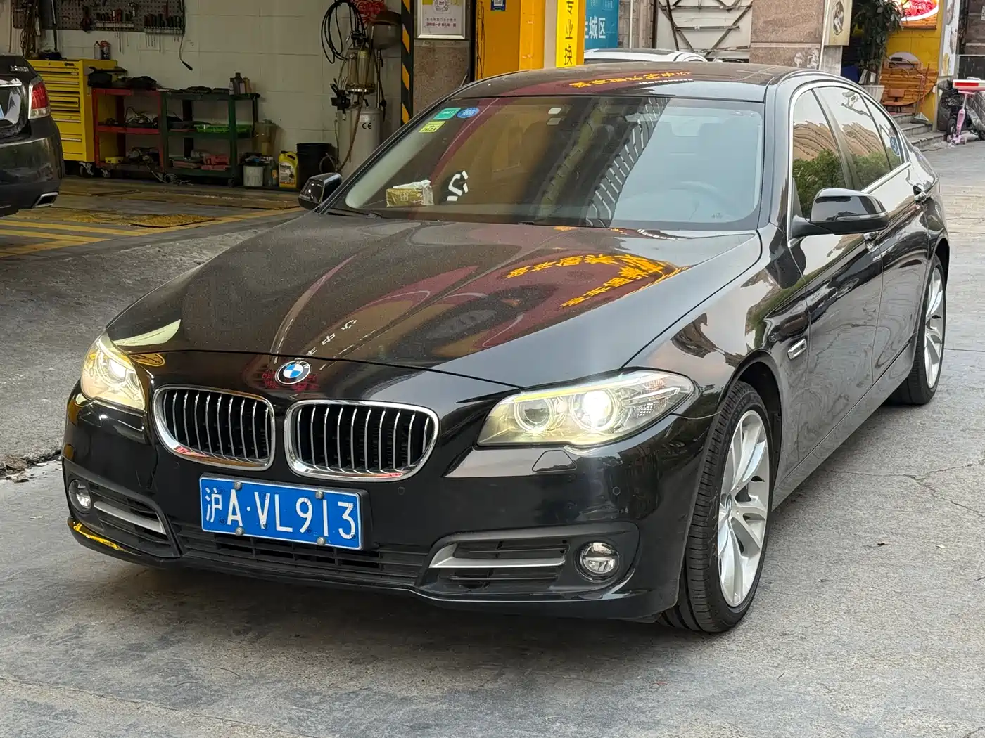 BMW 5 Series 2014 528Li Leading Edition