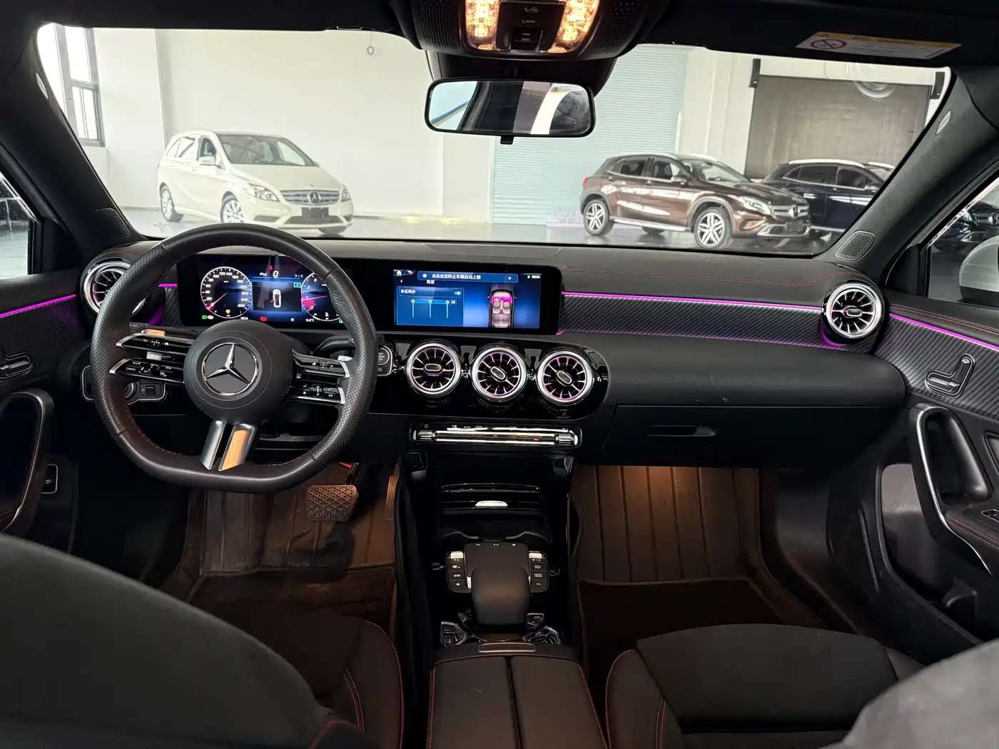 Mercedes-Benz A-Class 2024 A 200 L Fashion Edition фото 9