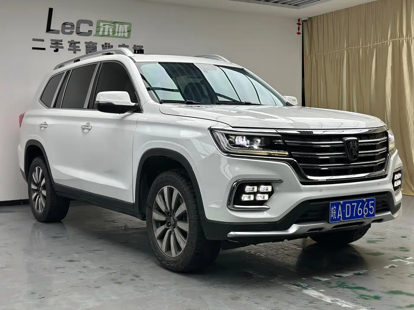 Roewe RX8 2019 2018 30T 2WD Flagship Edition